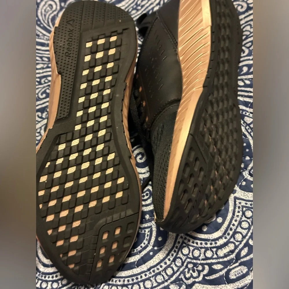 Reebok Flash Film Woman’s Size 7 Sneaker never been worn - Picture 12 of 13